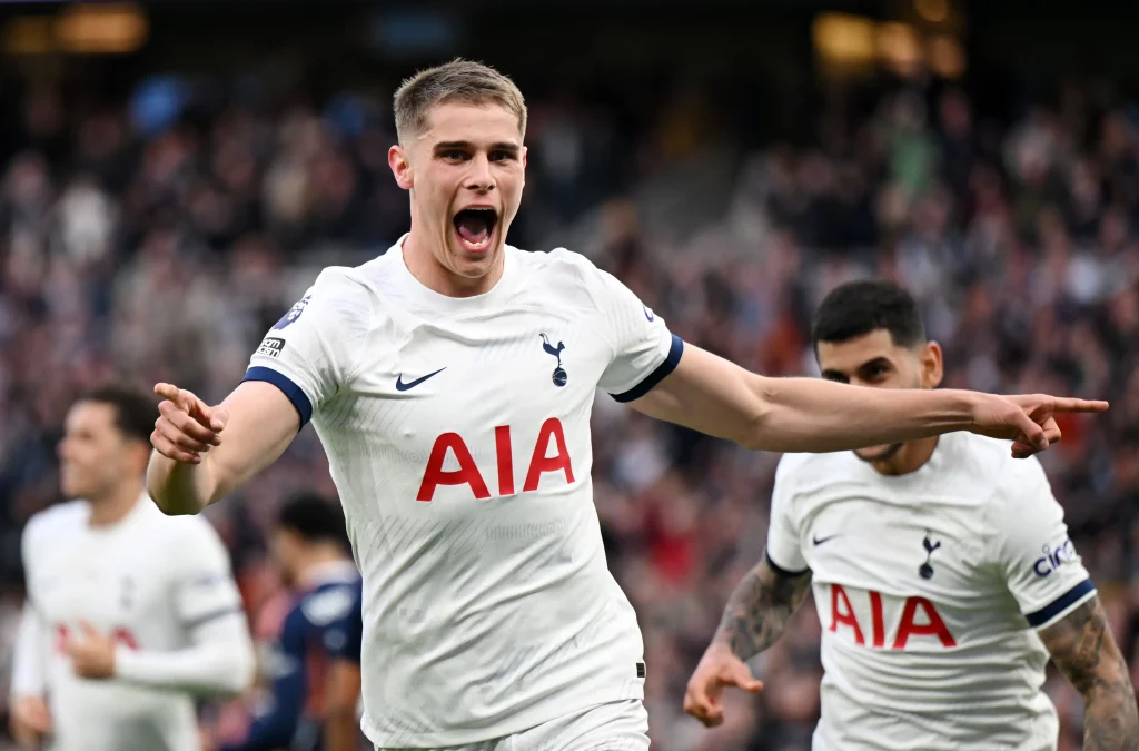 Nhận định bóng đá Tottenham vs Nottingham Forest, 02h00 ngày 22/4